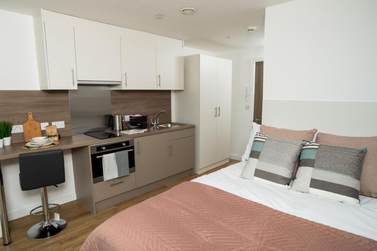 Chic Apartments And Studios At The Point In Aberdeen Esterno foto