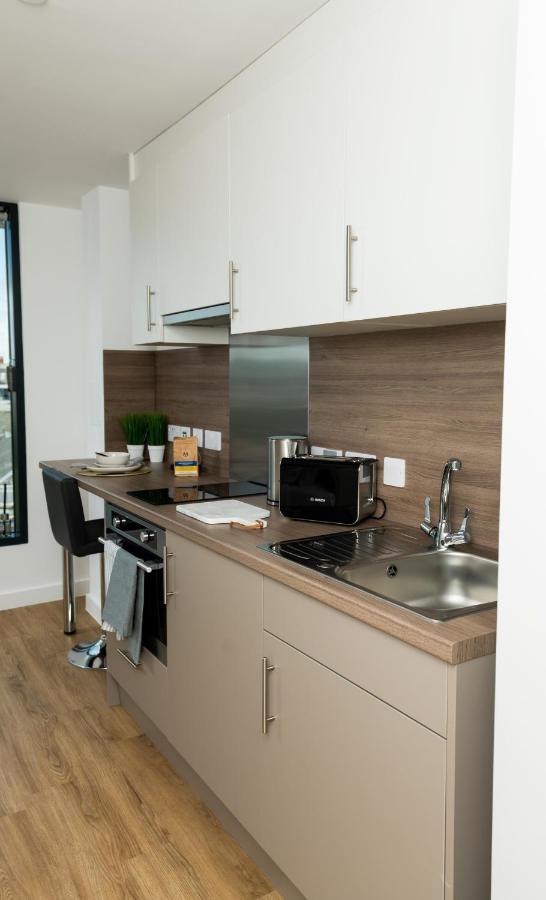 Chic Apartments And Studios At The Point In Aberdeen Esterno foto