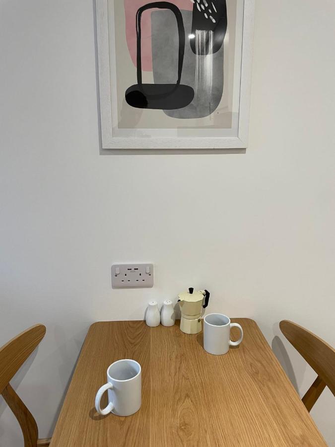 Chic Apartments And Studios At The Point In Aberdeen Esterno foto