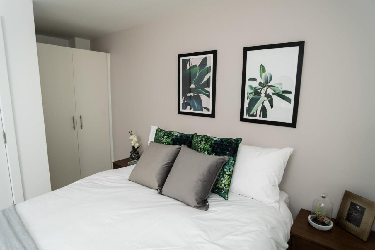 Chic Apartments And Studios At The Point In Aberdeen Esterno foto