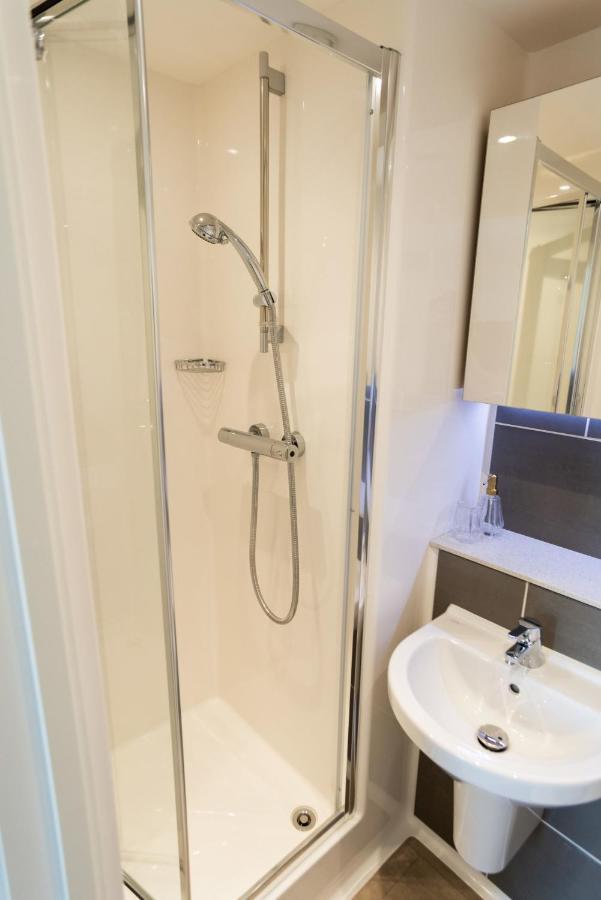 Chic Apartments And Studios At The Point In Aberdeen Esterno foto