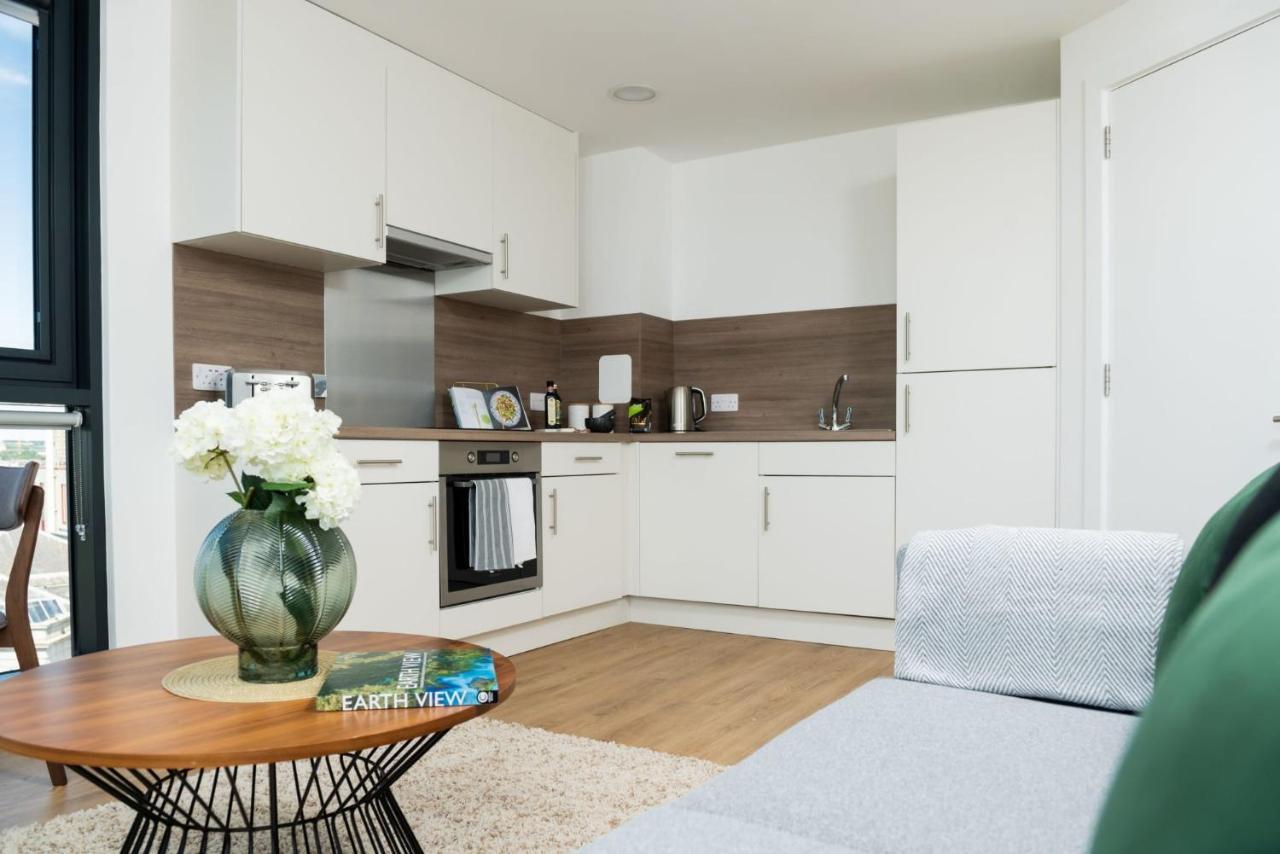 Chic Apartments And Studios At The Point In Aberdeen Esterno foto