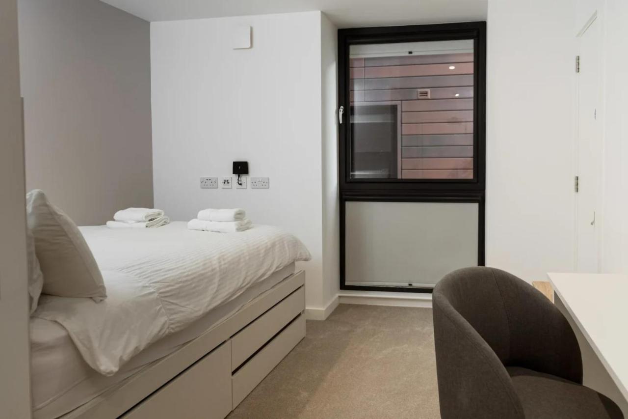 Chic Apartments And Studios At The Point In Aberdeen Esterno foto